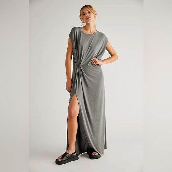 Free People Dresses & Skirts - NWOT FREE PEOPLE BIANCA MAXI DRESS IN PINE COLOR. Size XS